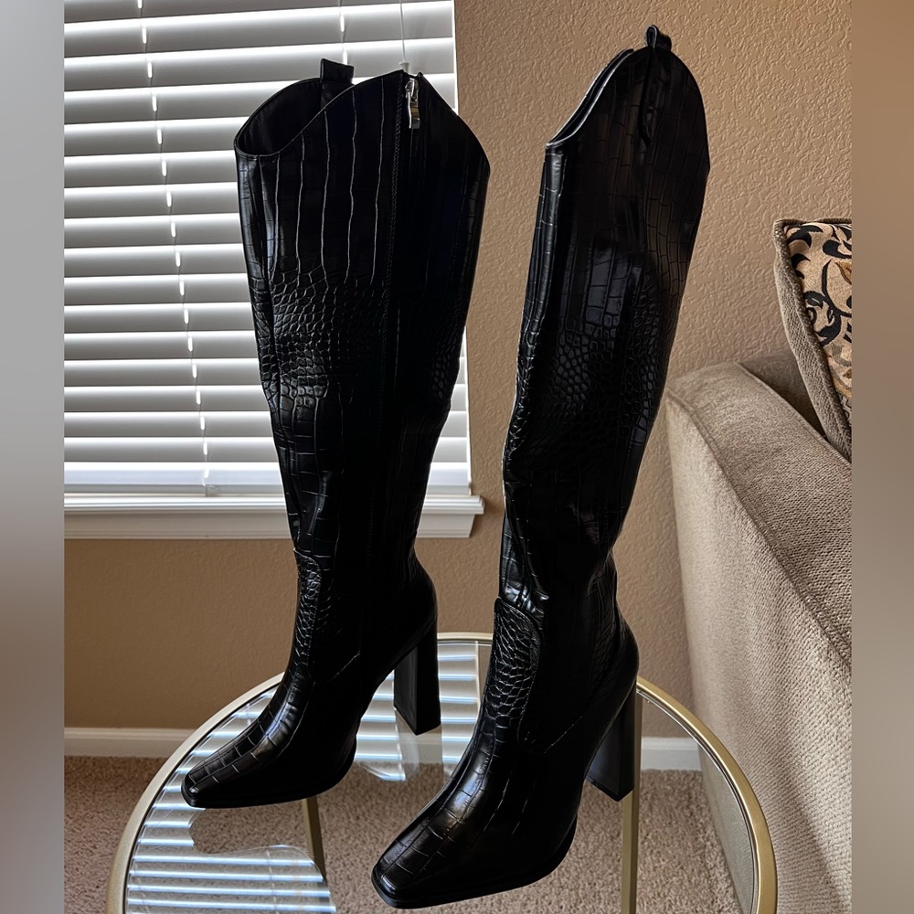 PrettyLittleThing Knee High Boots